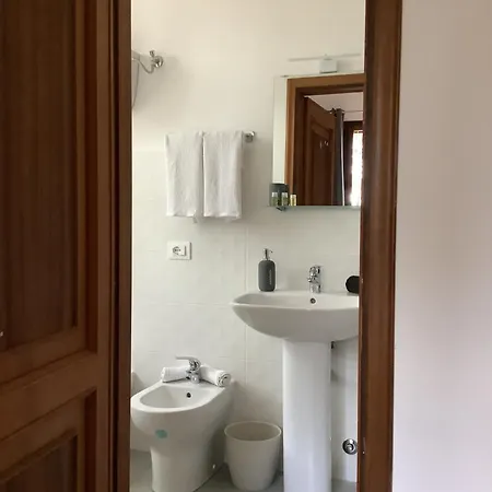 Villamonestevole501 בית הארחה
