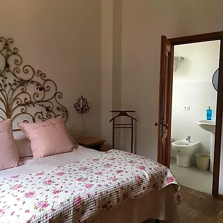 Villamonestevole501 4* אומברטידה